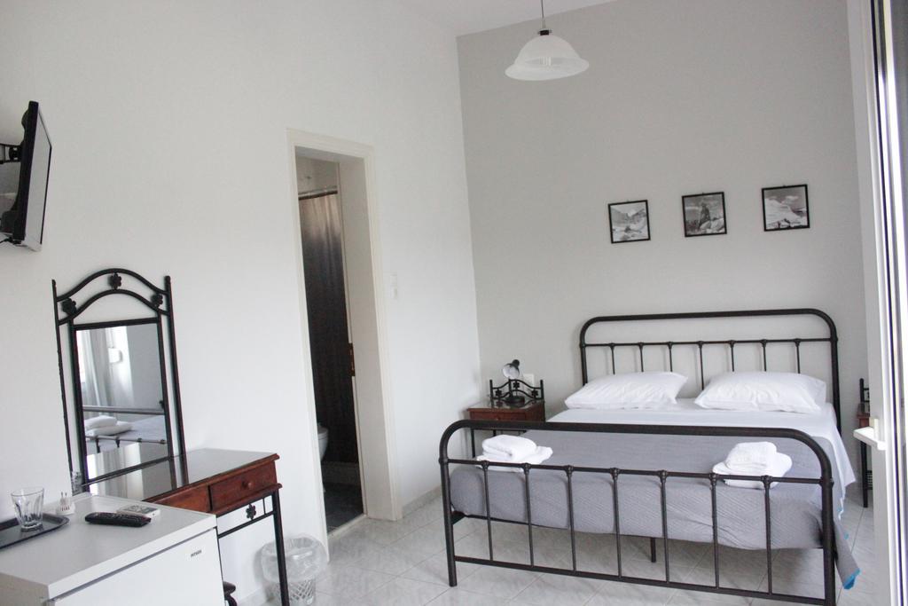 Hotel Delfini 아다마스 외부 사진